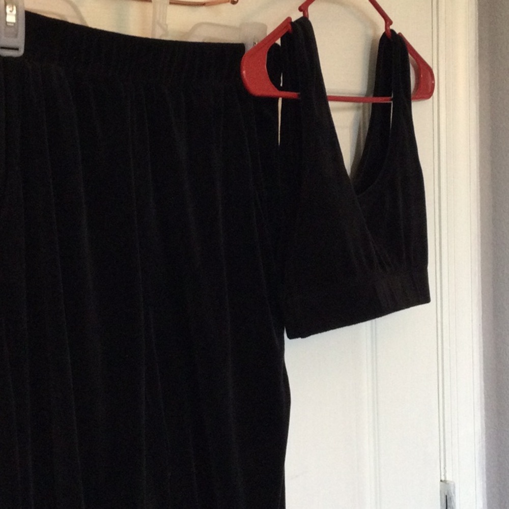 Suzette Collection - Picture 3 of 3